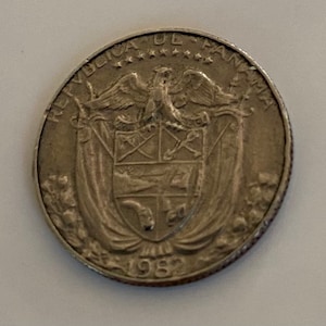 1982 Panama 1/10 Balboa KM #10