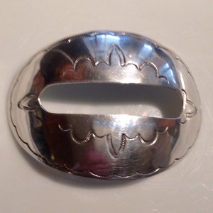 Silver Navajo Sterling Pelo Pieza de Mano Martillado con Ponche Trabajo de Gilbert Morgan