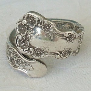 Vintage Sterling Silver Pat 1900 Buttercup Bypass Spoon Ring dmfsparkles image 1