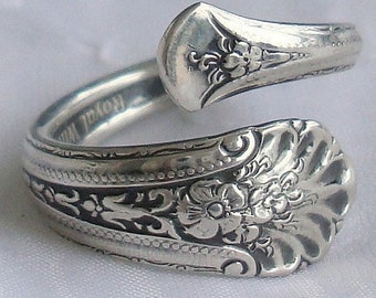 Vintage PAT 1935  ROYAL Windsor Towle Sterling Silver Spoon Ring dmfsparkles