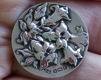 Vintage Sterling Silver 1902 Birmingham Art Nouveau Button