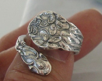 Tiny Flowers Vintage Gorham Sterling Silver Spoon Ring   dmfsparkles