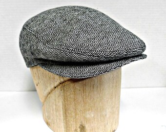 Men's Flat Cap in Vintage Zig Zag Wool - Black and White Driving Cap - Made to Order in Your Size
