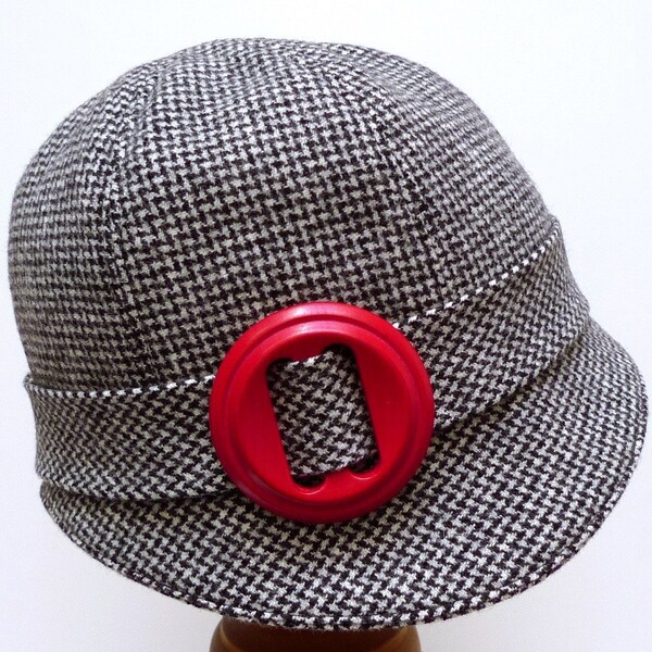 1920s Cloche in Vintage Zig Zag Wool with Red Wooden Buckle - Made to Order