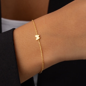 Pulseira delicada de borboleta em ouro maciço • Pulseira com pingente de borboleta pequena em ouro 14K • Joia para presente de aniversário • Pulseira minimalista para o dia a dia