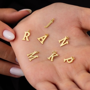 Dijes de letras de oro macizo de 14 quilates, dije de inicial de oro auténtico para collar, pulsera y tobillera, solo colgante de letra pequeña de 10 mm, dije para joyería.