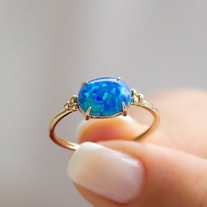 Blue Opal Ring for Women, 14K Solid Gold Opal Engagement Ring, Oval Opal Ring, Blue Opal Stone Jewelry, Gift for Daughter, Promise Ring