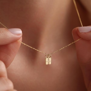 14K Gold Gift Box Charm Necklace, Solid Gold Box Pendant Necklace, Unusual Birthday Gift for Her, Funny Jewelry for Women, Gf Birthday Gift