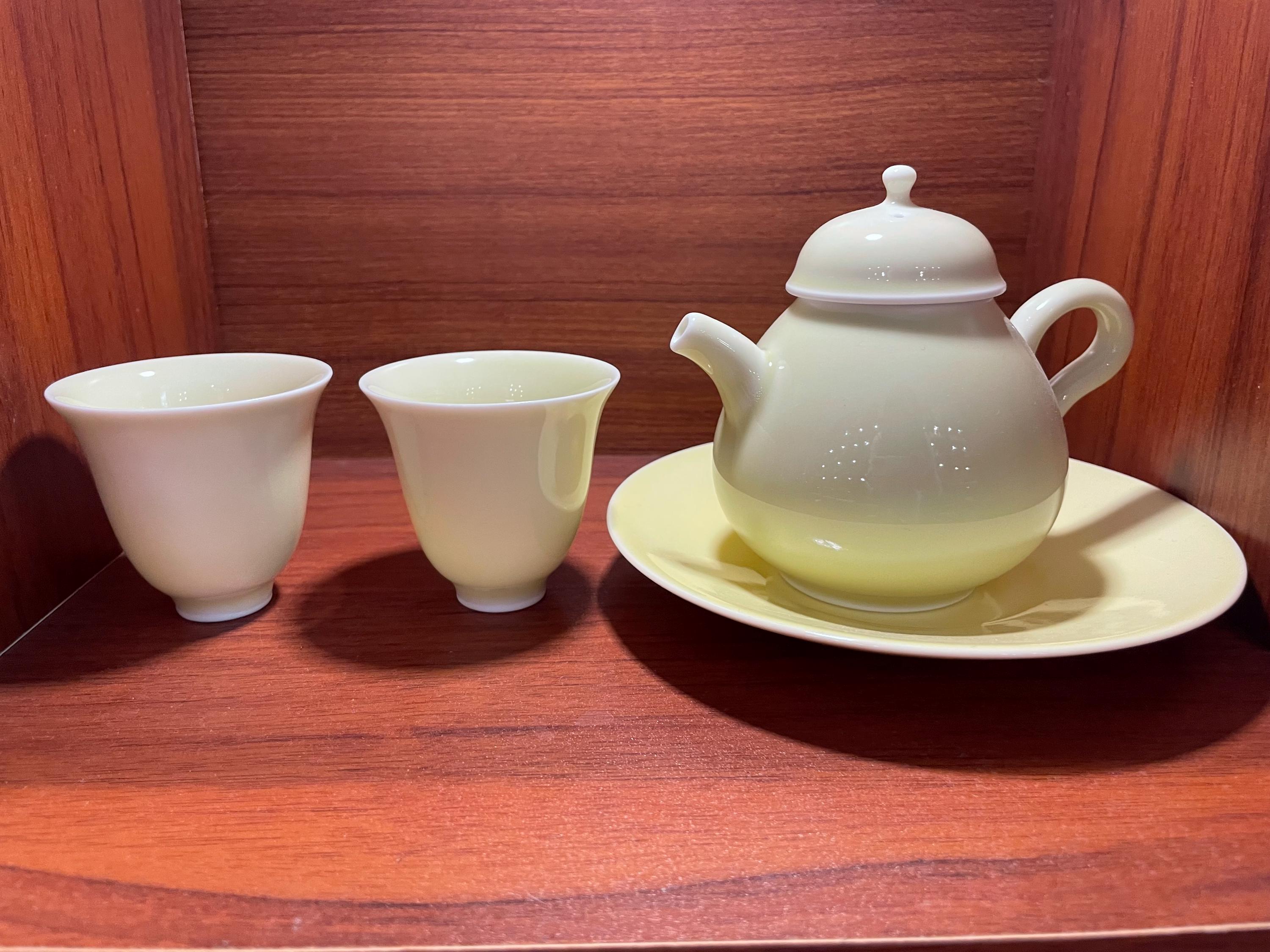 紫の茶器セット：翡翠釉を施した中国茶器 - Etsy 日本