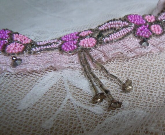 1920's Art Deco Pink and Silver Beaded Garter - image 3