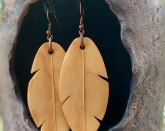 Maple wood feather earrings 010