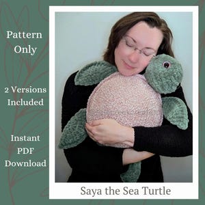 MUSTER Saya Wasserschildkröte: No-Sew Huggable Traveller