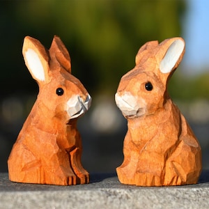 2&#39;&#39;Hand carved Wooden Rabbit Figurine for Desk Decor Gift,Cute rabbit Wooden Art Carved Ornament,Wood Statue,Christmas gift