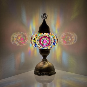 Turkish Mosaic Table Lamp – Handmade Colorful Glass Lantern, Traditional Turkish Craftsmanship”