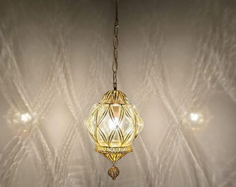 Elegant Gold Finish Blown Glass Pendant Lamp – Customizable Lighting Fixture for Modern Spaces