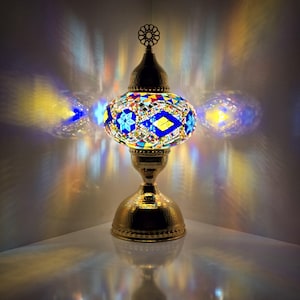 Turkish Mosaic Table Lamp – Triple Globe Design, Handmade Colorful Glass Lampshade”