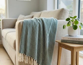 Cozy Cotton Chevron Throw Blanket 130x150cm | Herringbone Tassel Sofa Throw, Boho Farmhouse Winter Blanket, Housewarming Gift for Her