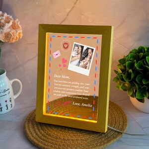 Luz de noche con letras personalizadas escritas a mano, luz de noche con fotos personalizadas, regalo para mamá, regalo para mamá de su hija, regalos para el Día de la Madre, la mejor mamá del mundo.