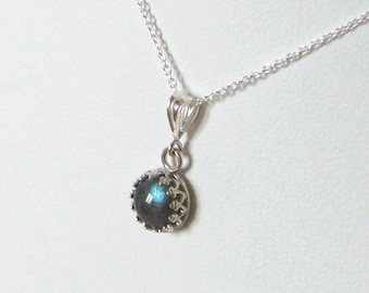 Labradorite Gemstone Pendant, Sterling Silver Filigree Necklace, 8mm Round Stone with Blue GreenFlash, 925 Chain Options