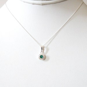 Green Onyx Gemstone Solitaire Pendant Necklace Sterling Silver, 4mm Emerald Green Stone, Choose 16 or 18 inch 925 Chain 16 Inches