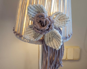 Pantalla Lámpara macramé "Calith" de la colección Amanthia. Macramé, Estilo bohemio, Lampara de pie de mesa.