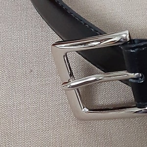 Men Black Leather Belt Size 46 NWOT Smooth Finish Casual  Dress Silvertone Buckle 1&quot;w x 46&quot; Waist Genuine Leather Made USA All Leather Belt