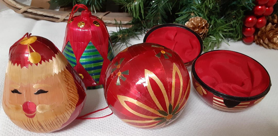Bamboo Sparkle Holiday Ornament Set view 2