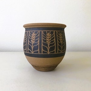 Vintage Larry and Terry Brown Signed Pot - Handmade Studio Pottery Planter 6.25&quot; Pot - Brown Brothers Pottery