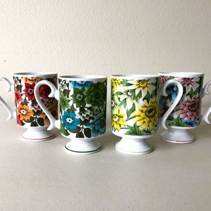 Vintage Printed Floral Mugs - Multicolored Flowers Porcelain Mug Set - Pedestal Ceramic Porcelain Mugs - Set of 4