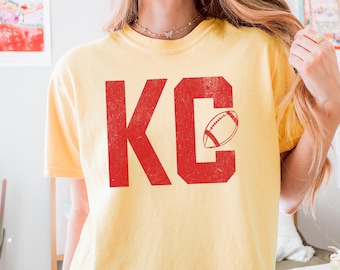 Maillot de football Kansas City couleurs confort, maillot tendance de fan de football du Kansas, cadeau pour elle, t-shirt populaire de fan de Kansas City, t-shirt Kansas Game Day