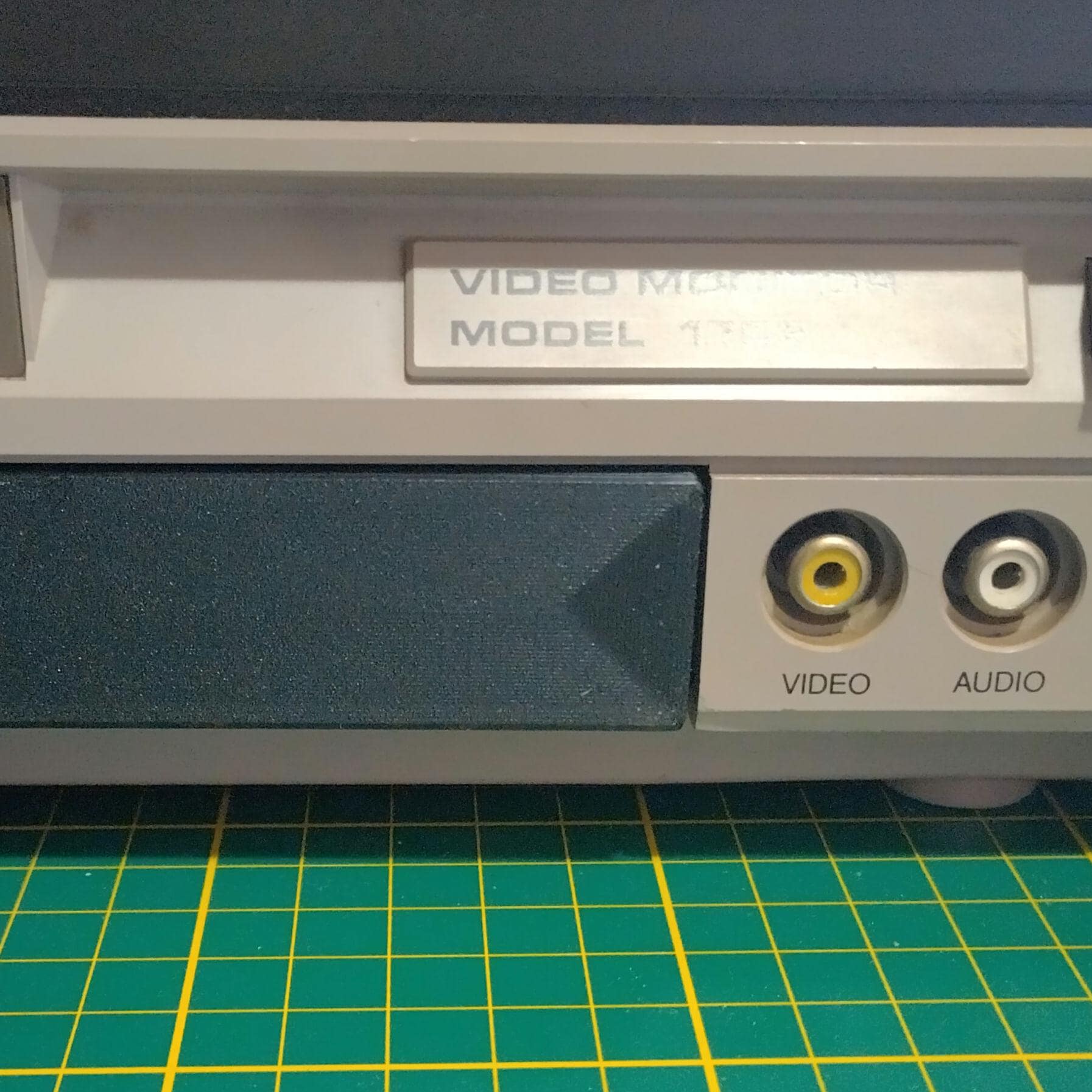 Commodore 1702 Monitor Replacement Door - Etsy