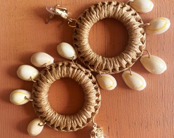 Boho vintage style raffia shell earrings