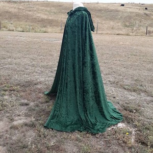 Green Velvet Cloak Hooded Halloween Cape Fairytale Woodland Renaissance Clothing Medieval Druid Cloak Wedding Bridal Cape image 5