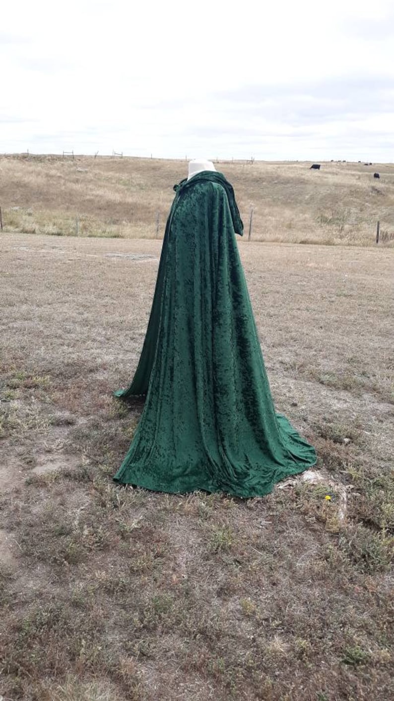 Green Velvet Cloak Hooded Halloween Cape Fairytale Woodland Renaissance Clothing Medieval Druid Cloak Wedding Bridal Cape image 5