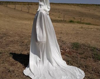 White Bridal Cape Hooded Cloak Wedding Gothic Medieval  Halloween Costume  Renaissance Clothing Long Train