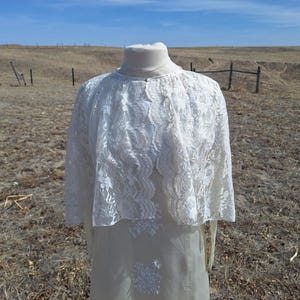 Ivory Lace Bridal Capelet Wedding Wrap Handfasting Bridal Shawl