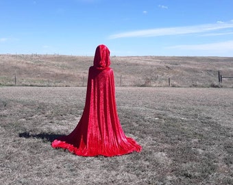 Red Velvet Valentine's Day Wedding Cloak Halloween Costume Little Red Riding Hood Costume Renaissance Festival Alternative Bridal Veil