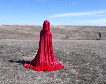 Red Velvet Wedding Cloak Halloween Costume Little Red Riding Hood Costume Garnet Velvet Cape Renaissance Festival Alternative Bridal Veil