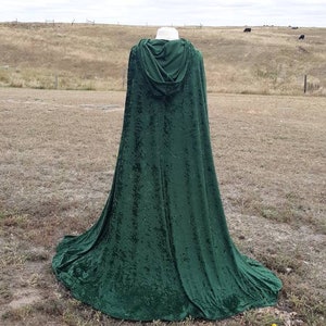 Green Velvet Cloak Hooded Halloween Cape Fairytale Woodland Renaissance Clothing Medieval Druid Cloak Wedding Bridal Cape image 4