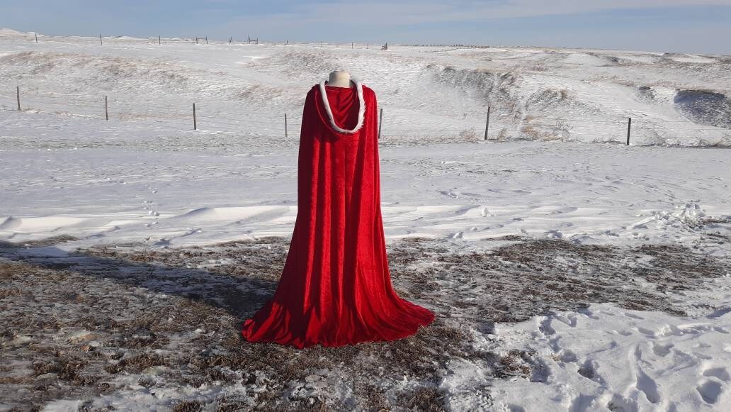Red velvet cape deals with white fur trim