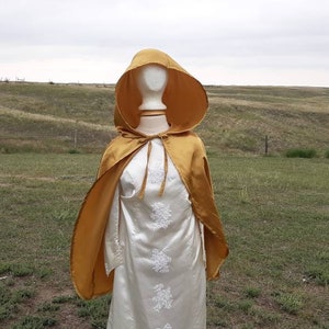 Gold Satin Hooded Bridal Cloak Wedding Cape Cleopatra Halloween Egyptian Costume Shrug Veil