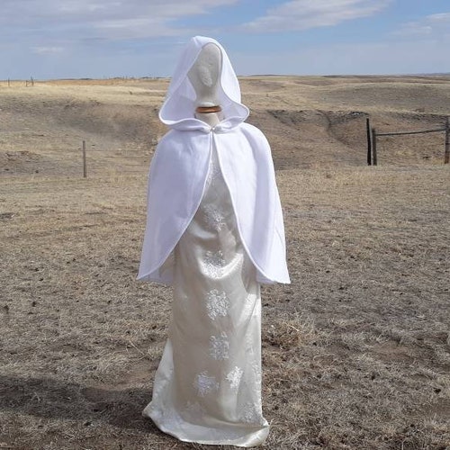 White Hooded Cape Coat Wedding Cape Cloak White Bridal Cloak Etsy