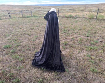 Black Velvet Hooded Cloak: Glitter Halloween Costume