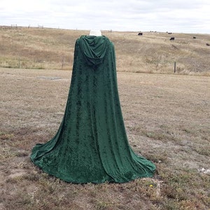 Green Velvet Cloak Hooded Halloween Cape Fairytale Woodland Renaissance Clothing Medieval Druid Cloak Wedding Bridal Cape image 2
