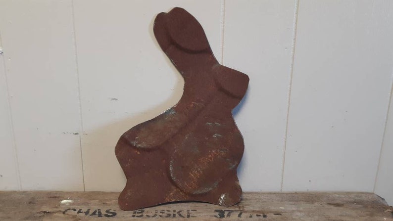 Easter Bunny Rusty Tin Vintage Rabbit Antique Upcycled Barn Primitive Farmhouse Decor Easter Basket Gift Easter Tray Easter Gift image 1
