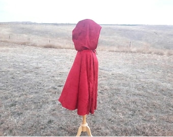 Red Velvet Hooded Capelet - Renaissance, Halloween Costume