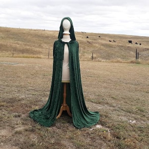 Green Velvet Cloak Hooded Halloween Cape Fairytale Woodland Renaissance Clothing Medieval Druid Cloak Wedding Bridal Cape image 1