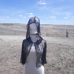Black Lace Gothic Wedding Cape Hooded Capelet Adult Clothing Shrug Halloween Costume Gothic Wedding Veil Victorian Goth