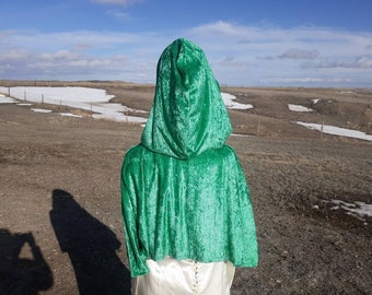 Cape de mariée verte à capuche cape de mariage vêtements pour adultes haussement d&#39;épaules Cape Cosplay Animae Costume fantastique marathon Saint-Patrick