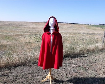 Red Wool Hooded Capelet Halloween Costume Little Red Riding Hood Cape Wedding Cloak Storybook Fairytale Clothing Gift for Wedding